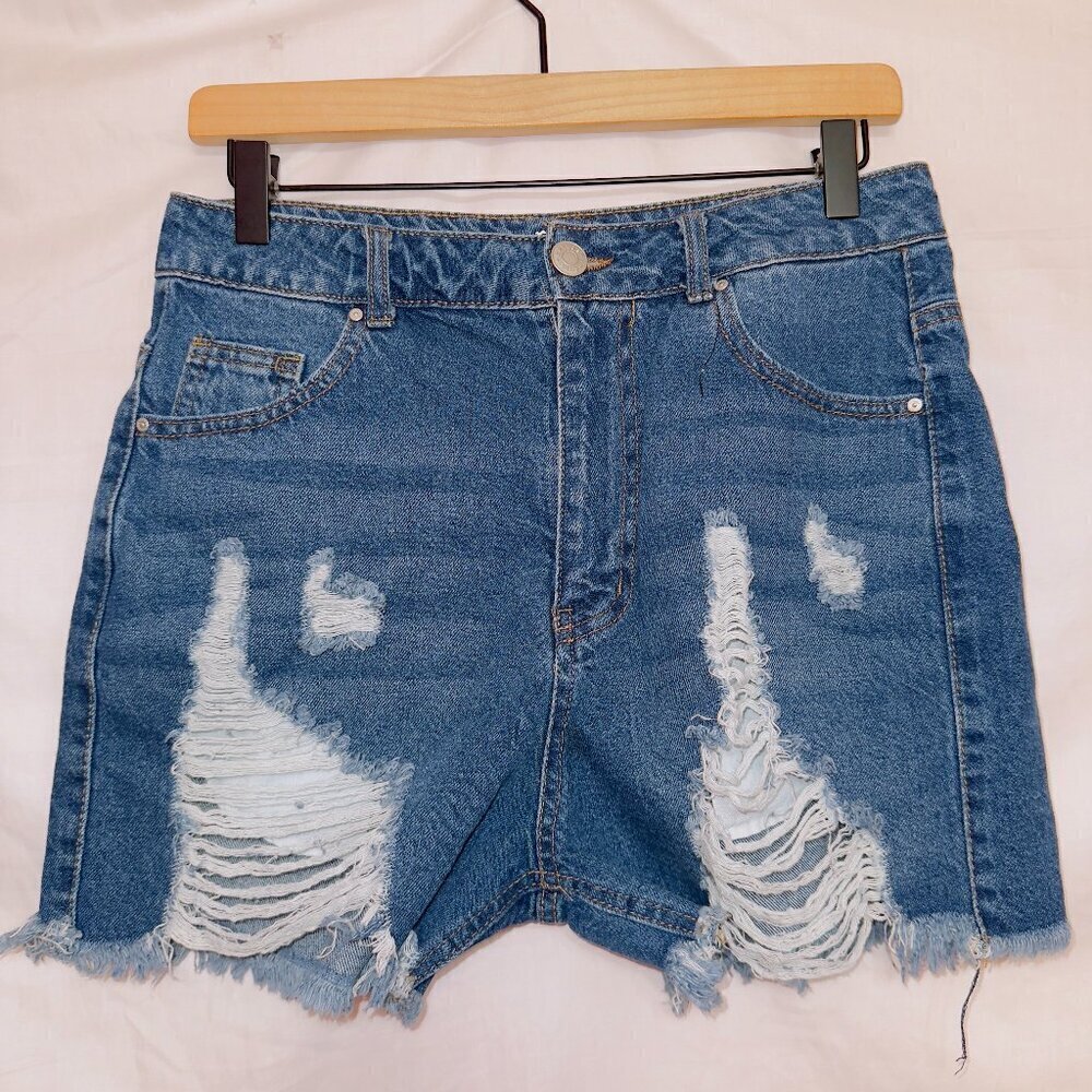 Refuge Denim Dark Wash High Waisted Distressed Mom Shorts size 7